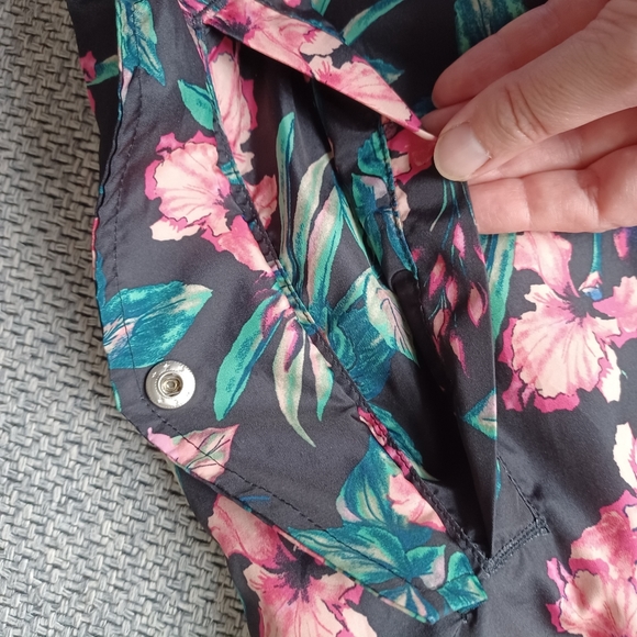 Floral print light rain jacket wind breaker - Picture 6 of 11